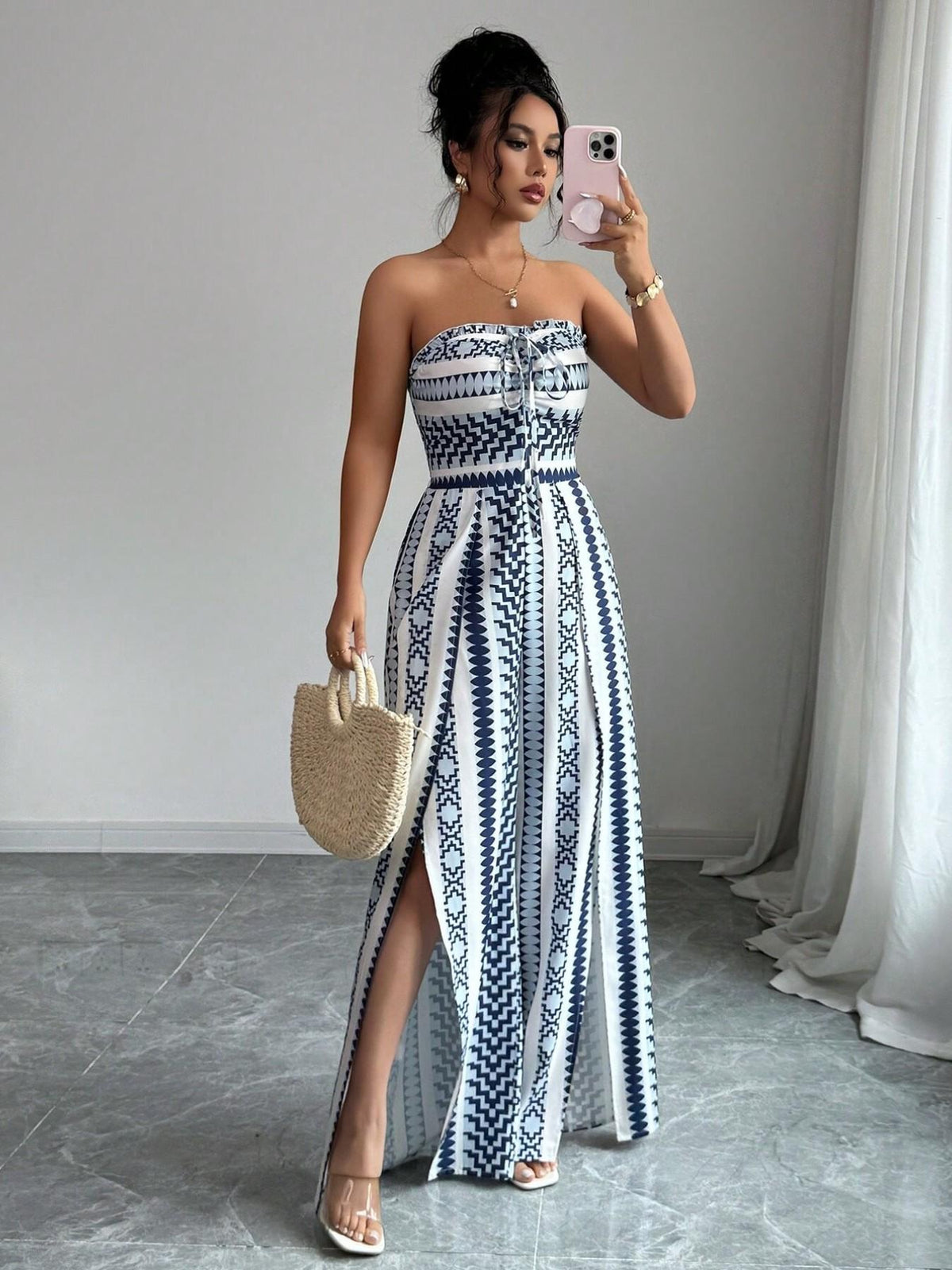 👗💙 Geometrische Jumpsuit met halterhals & zijsplit –  Perfect voor strand, kantoor & avond. 🔥✨