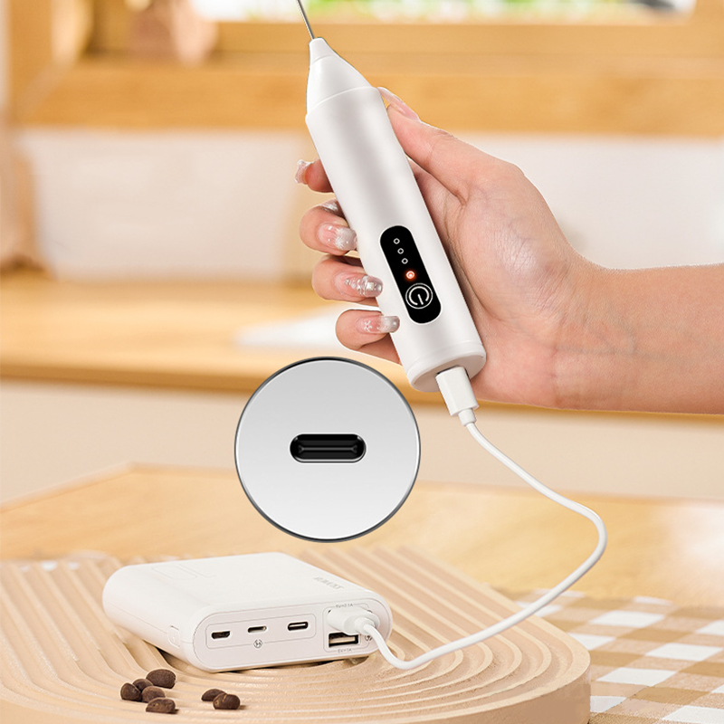 ☕✨ Elektrische schuimmaker voor dranken – 3 instelbare snelheden, oplaadbaar via USB, eenvoudig schoon te maken 🥛