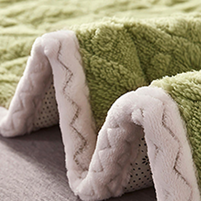 🛏️🔥 50% KORTING! Nooit meer koude nachten of verschoven dekbedden! Deze jacquard warme matras & kussenslopen met 3D quilting en antislip houden je warm en op hun plek – heerlijk zacht!