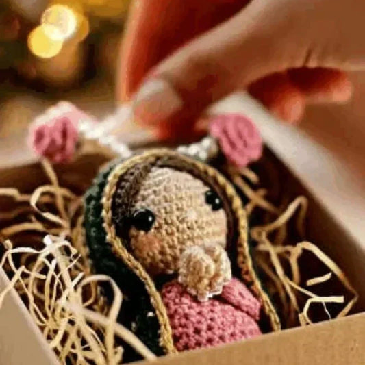 🙏Handgehaakt hangend ornament van de Maagd Maria 🙌