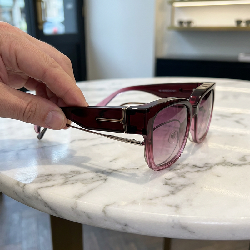 🕶️Stijlvolle Gepolariseerde Overzetbare Zonnebril – Bescherming & Comfort