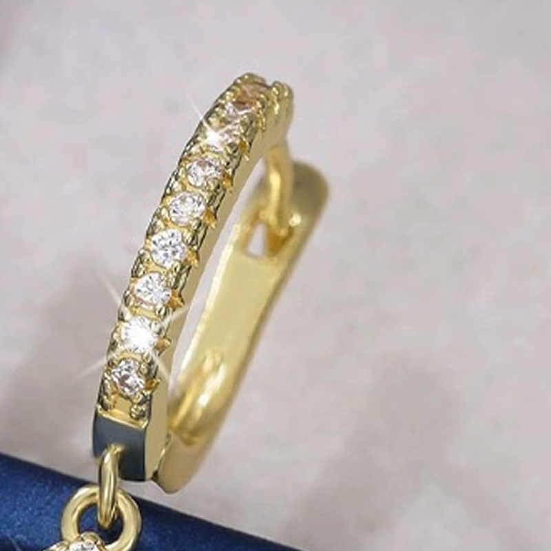 💎50% KORTING!✨Druppel Hoepel Oorbellen – Stralend Zirkoon, Pavé Zetting, Goud of Zilver Afwerking Voor Tijdloze Elegantie🎠