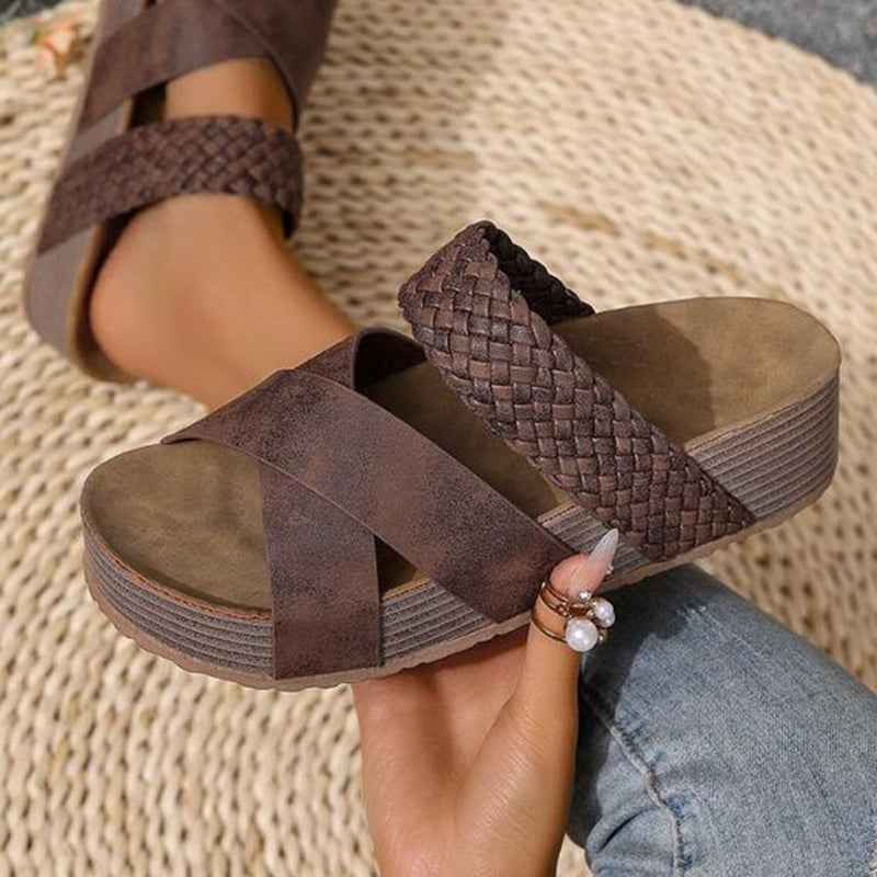 👡 50% KORTING! ☀️ Sleehak Sandalen – Dubbele Bandjes, Platform & Perfect Voor Een Trendy Zomerlook 💃
