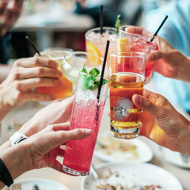 🥳 2026 HOT SALE 💀🧊 DIY siliconen ijsblokjeshouder in schedelvorm – Grote langzaam smeltende schedel voor whisky, cocktails en meer. ✨