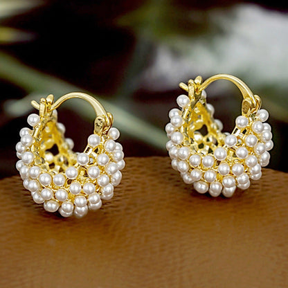 ✨ Oorbellen met kunstparels in mandvorm – goudkleurig en met een uniek vlechtpatroon, voor een vleugje klassieke elegantie bij je dagelijkse outfits 🪀