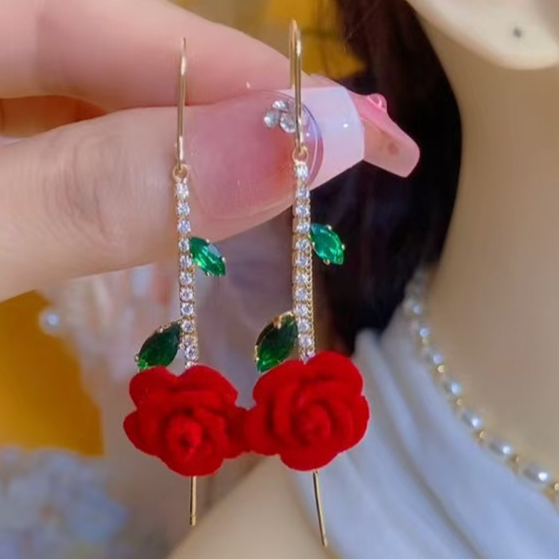 🌹✨PROMOTIE -50%💎Rood-roze oorbellen met kristallen staaf – Threader-stijl, micro-ingelegd & romantisch ontwerp (goud met groen)