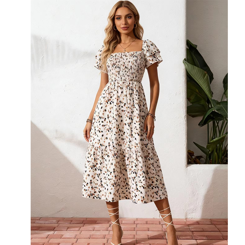 🌸 NU 50% KORTING! 🌸 Damesmidi-jurk met vierkante halslijn, smockwerk en bloemenprint