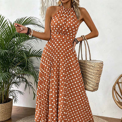 👗 TIJDELIJKE AANBIEDING: 50% KORTING! ✨ Halterjurk met stippen – soepel vallend, flatterend, retro-chic 🌼