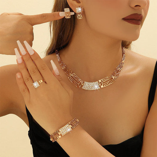 ✨ Elegante strass-sieradenset van 4 stuks