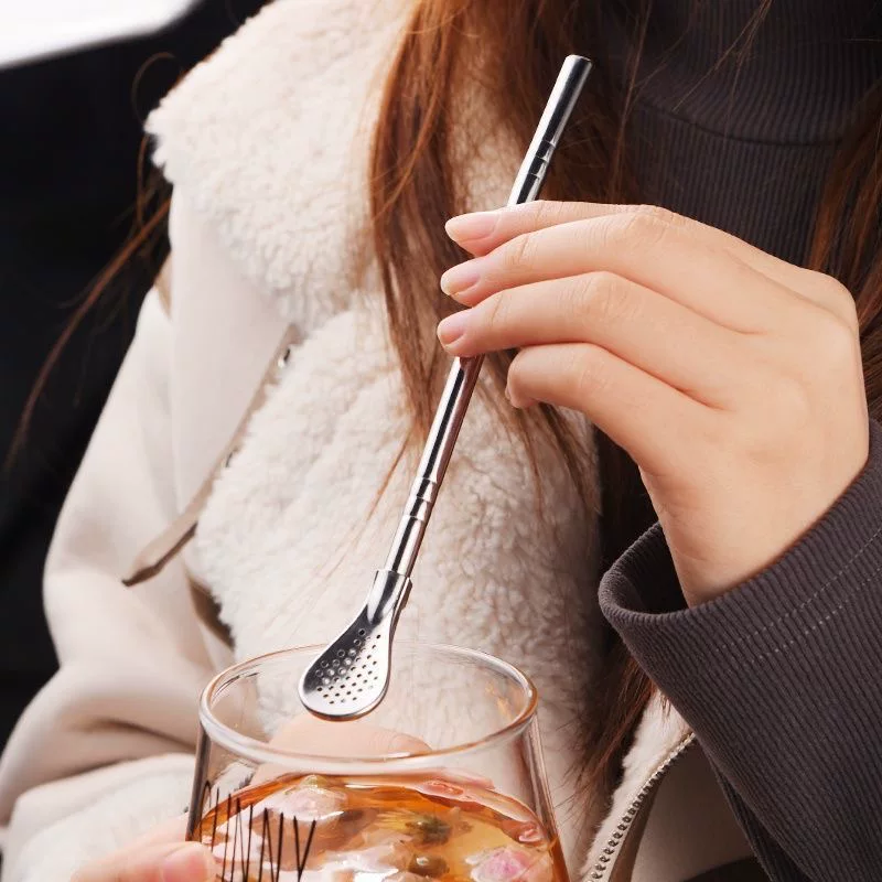 💥1 kopen, 1 gratis🔥 2-in-1 roestvrijstalen rietje-lepel – gemakkelijk roeren, drinken en filteren ✨